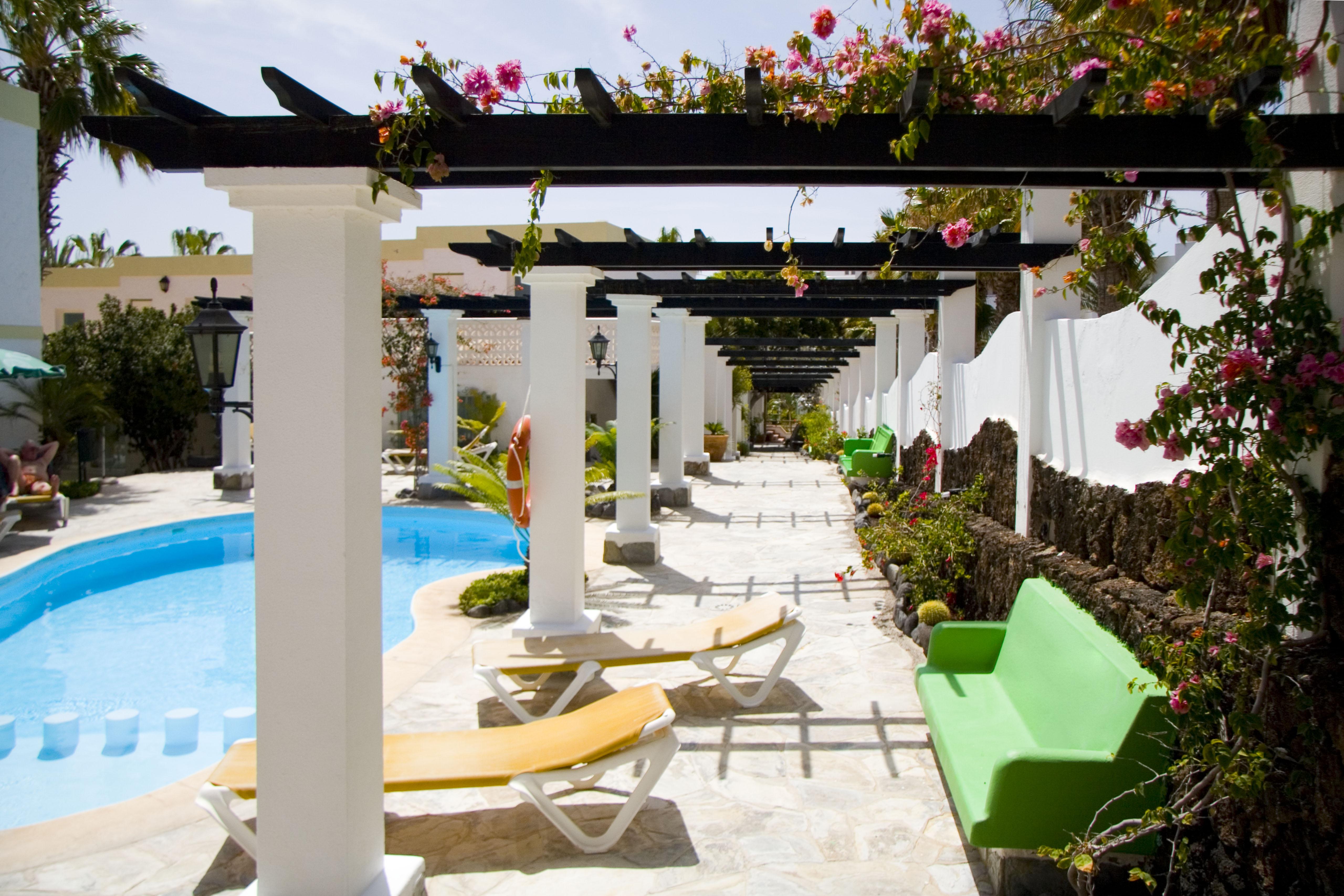 Aparthotel Esquinzo Y Monte Del Mar Playa De Esquinzo Exterior foto